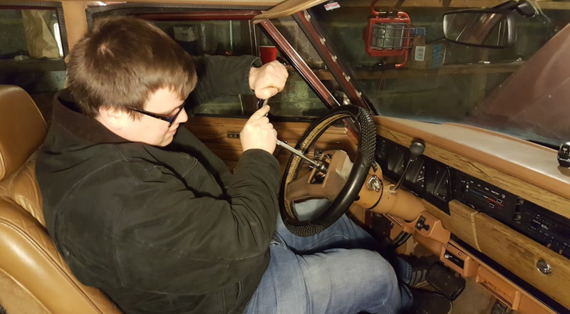 Illustration for article titled I've Been Procrastinating On My $800 Jeep Grand Wagoneer Build And Now It's Time To Hustle